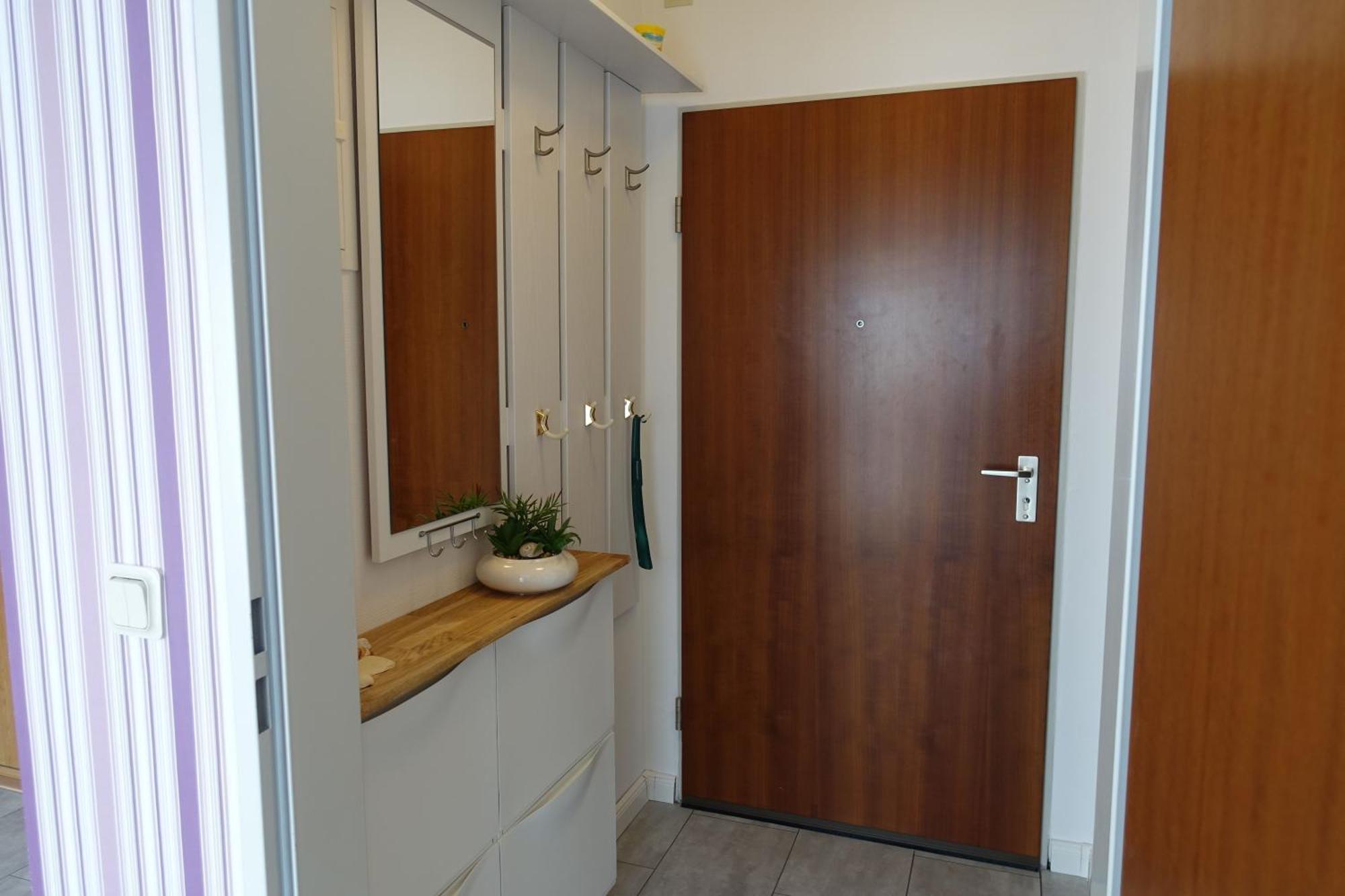 Gustow  Ferienwohnung Mit Terrasse מראה חיצוני תמונה