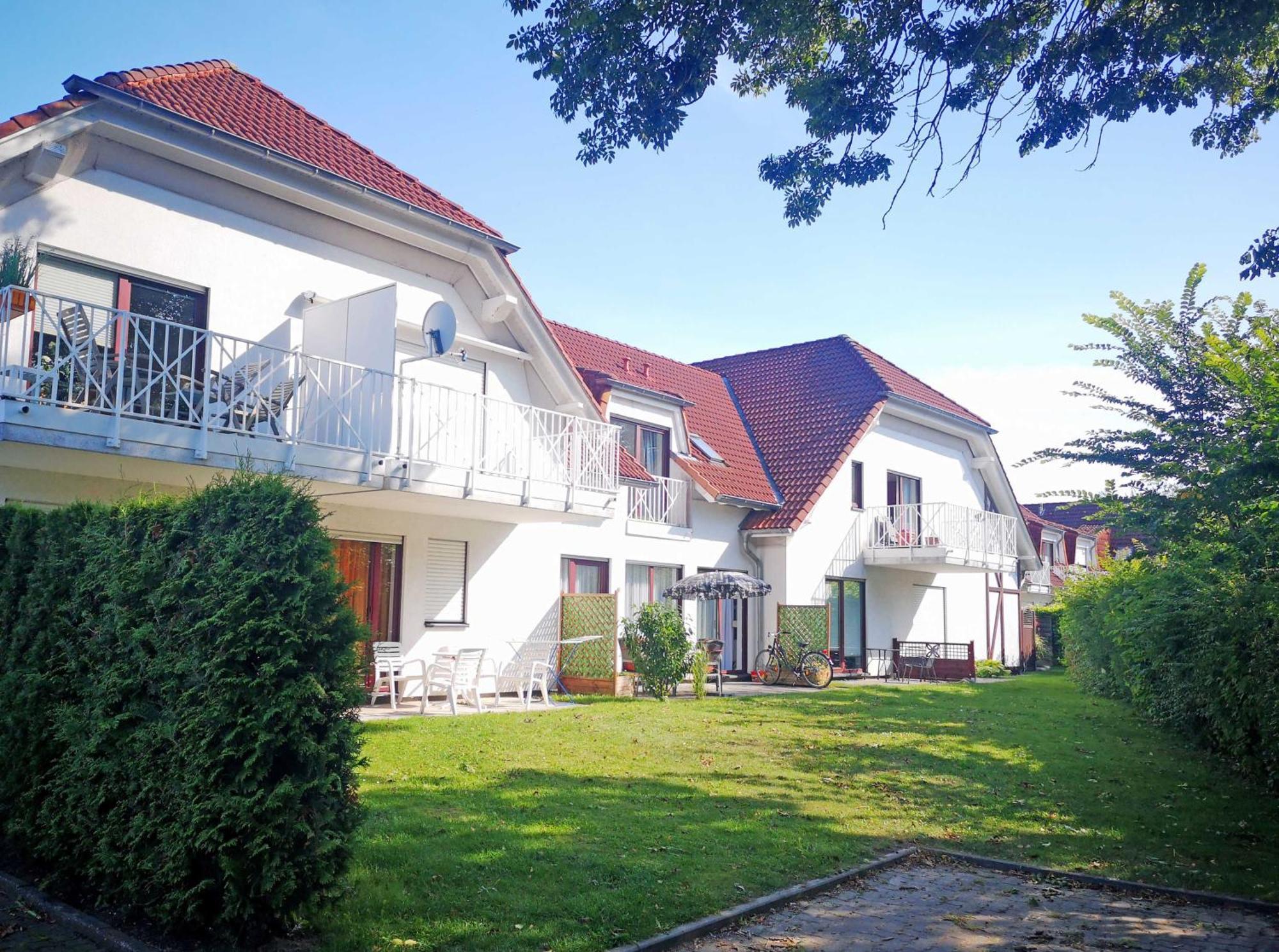 Gustow  Ferienwohnung Mit Terrasse מראה חיצוני תמונה