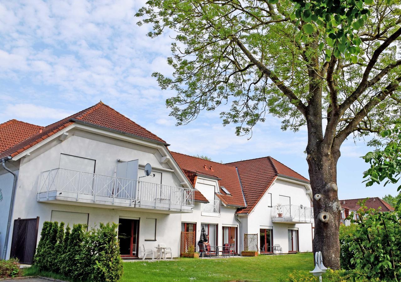 Gustow  Ferienwohnung Mit Terrasse חדר תמונה